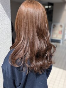 初カラー綺麗にさせて頂きます♪